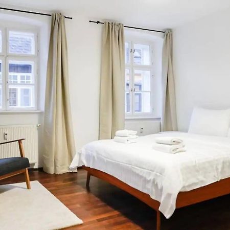 Authentic Austrian Flat In The South Of Vienna Daire Modling Dış mekan fotoğraf
