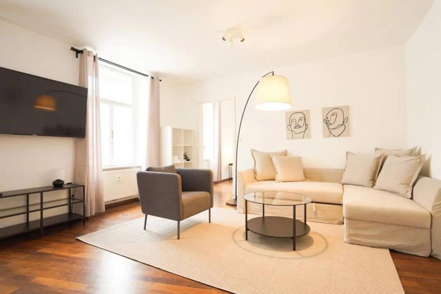 Authentic Austrian Flat In The South Of Vienna Daire Modling Dış mekan fotoğraf