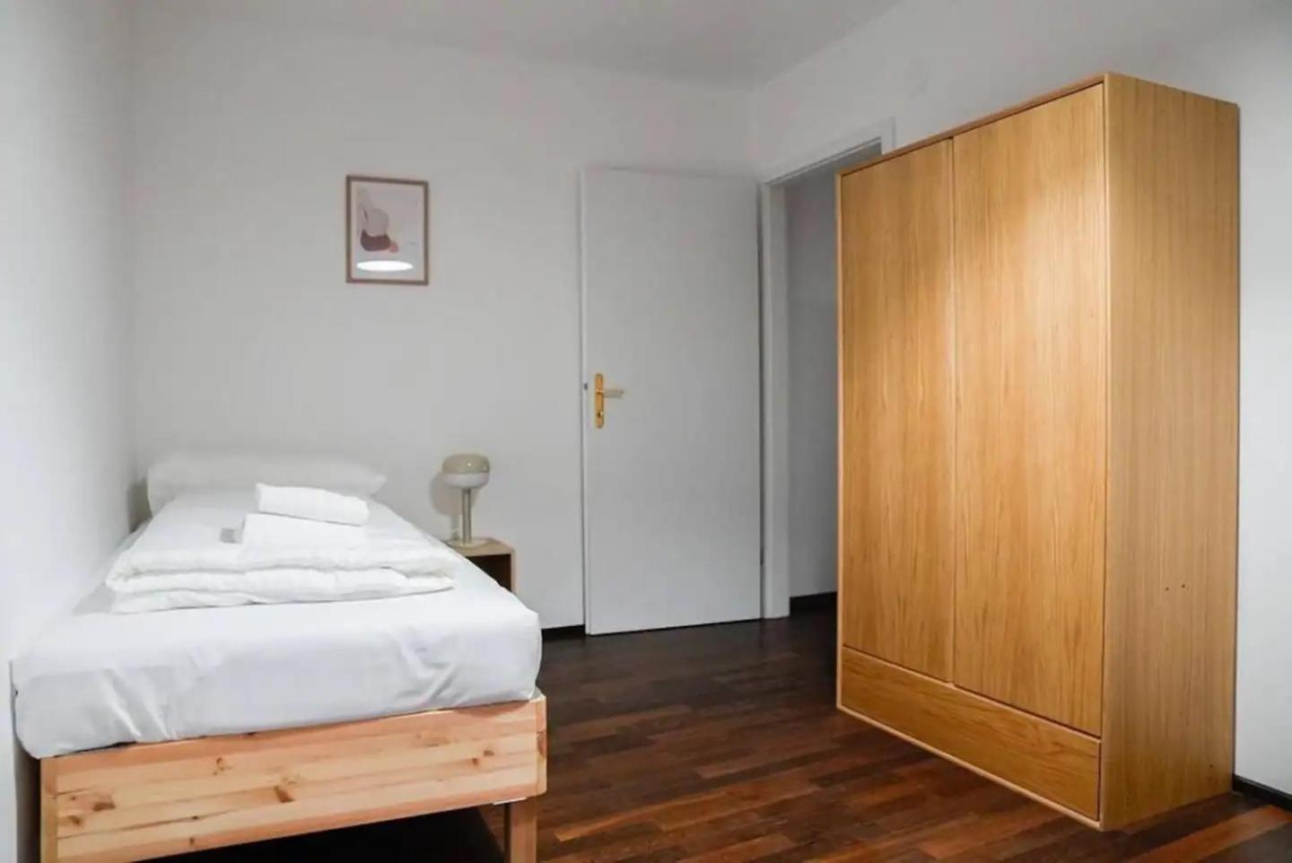 Authentic Austrian Flat In The South Of Vienna Daire Modling Dış mekan fotoğraf