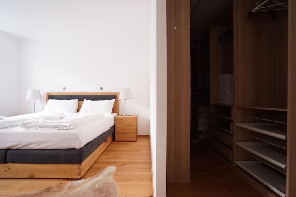 Authentic Austrian Flat In The South Of Vienna Daire Modling Dış mekan fotoğraf