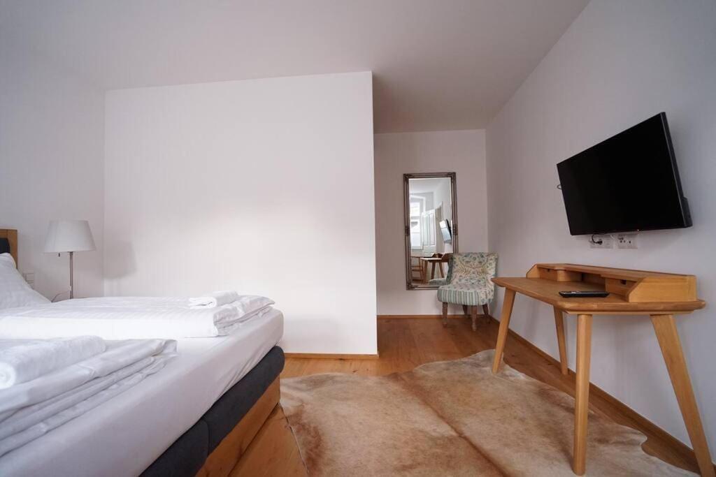 Authentic Austrian Flat In The South Of Vienna Daire Modling Dış mekan fotoğraf